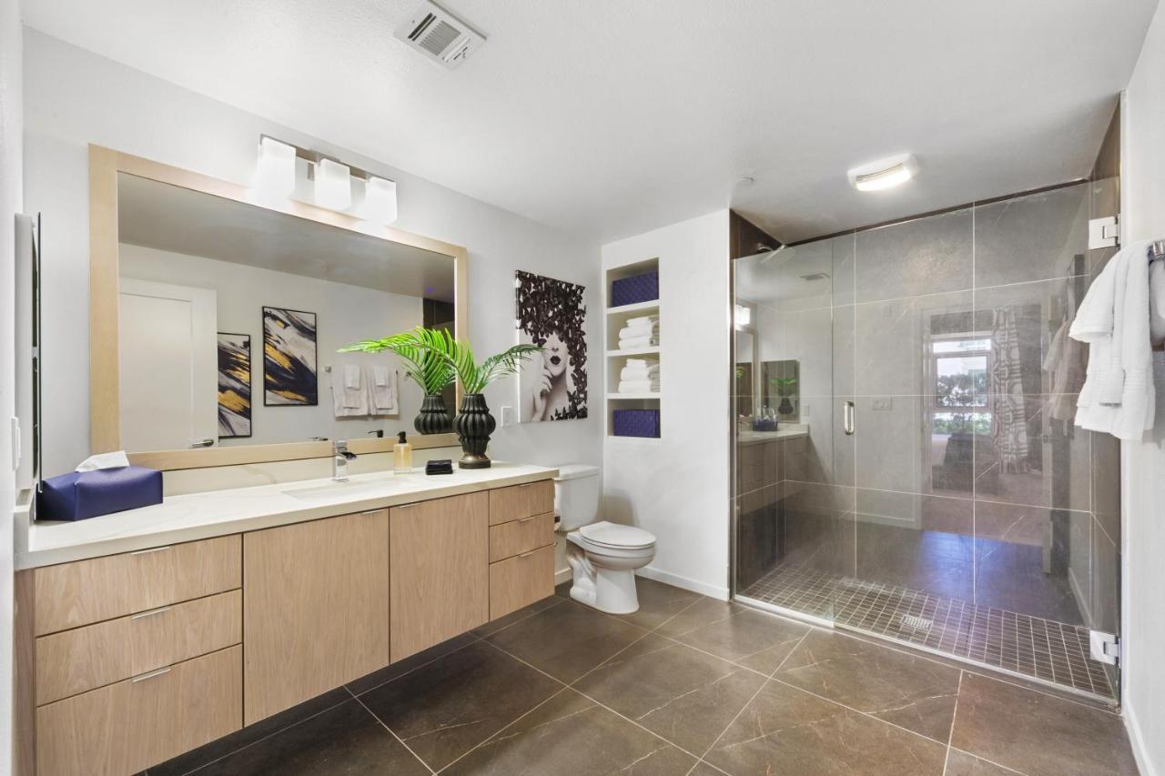 Beverly Grove Chic City Oasis 2 Bedroom Apt With Den 138 Los Angeles Exterior photo