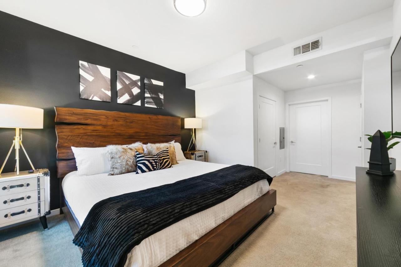 Beverly Grove Chic City Oasis 2 Bedroom Apt With Den 138 Los Angeles Exterior photo